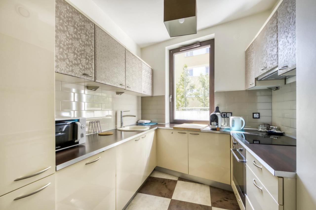 Labo Apartment Towarowa Kercelak Varşova Dış mekan fotoğraf