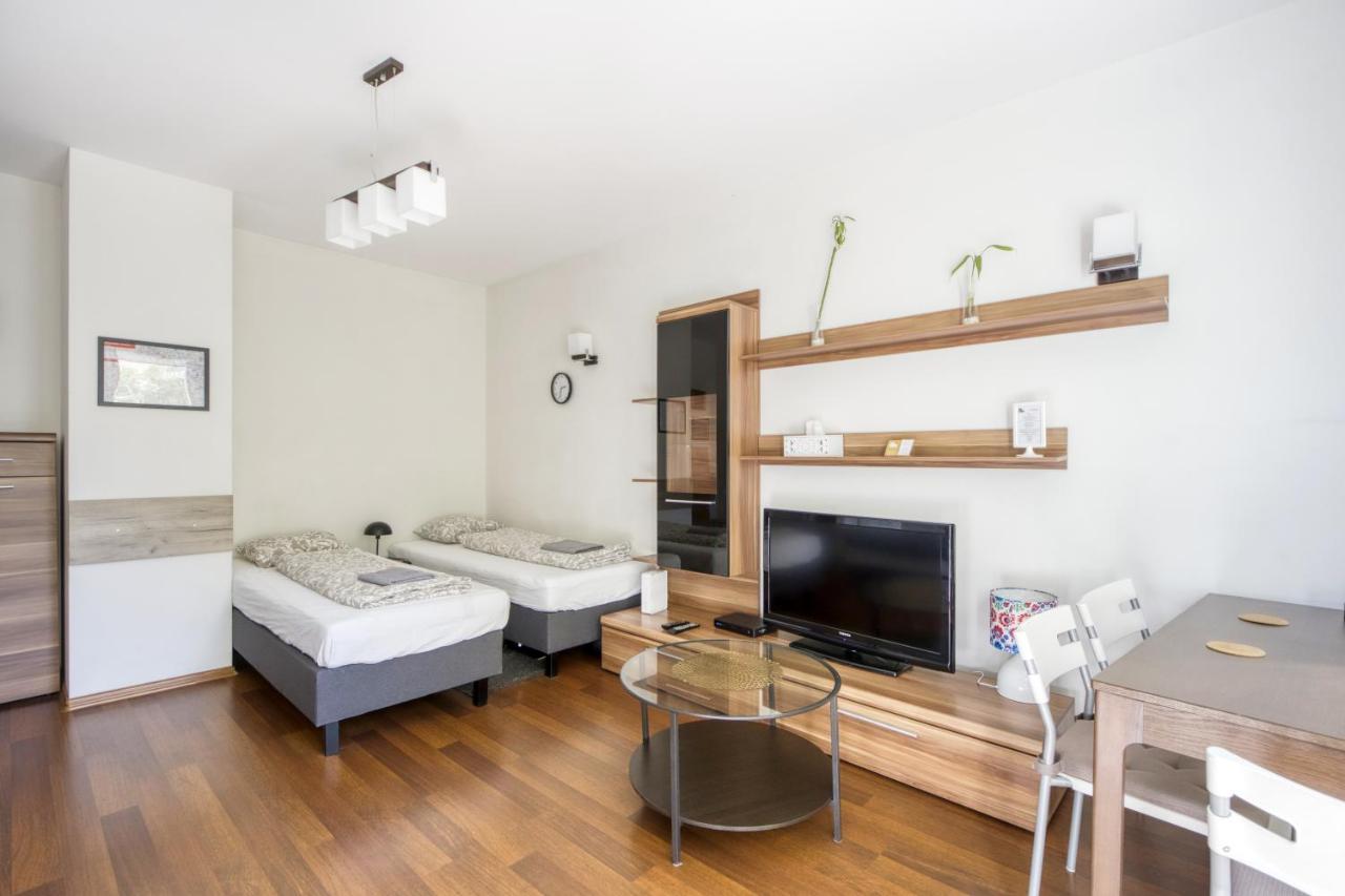 Labo Apartment Towarowa Kercelak Varşova Dış mekan fotoğraf